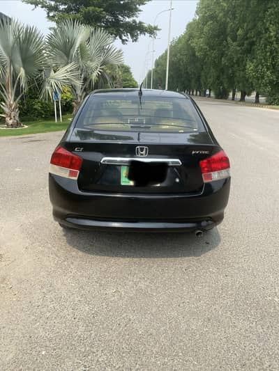 Honda City 2010 i-vtec home used car well maintained