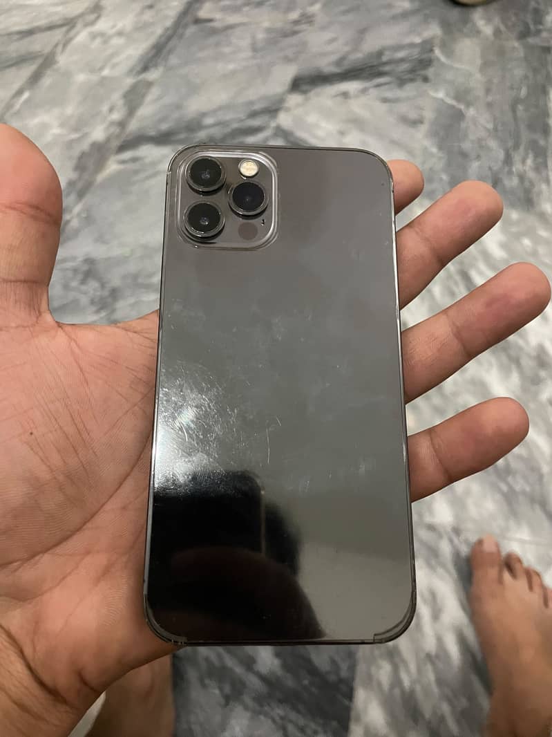 Apple iPhone 12 Pro 2