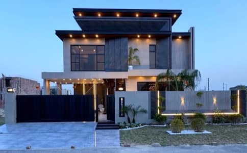 1 kanal brand new luxury available for rent in DHA phase 7