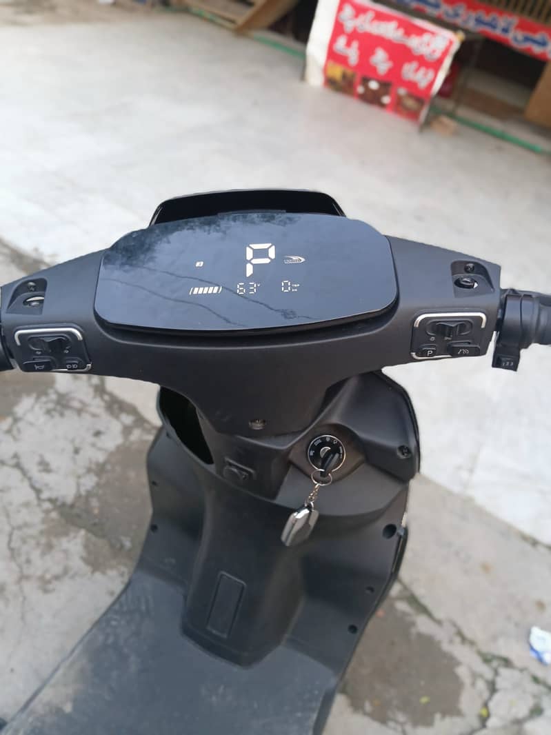 United Smart Pro 5