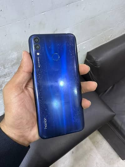 Honor 8C