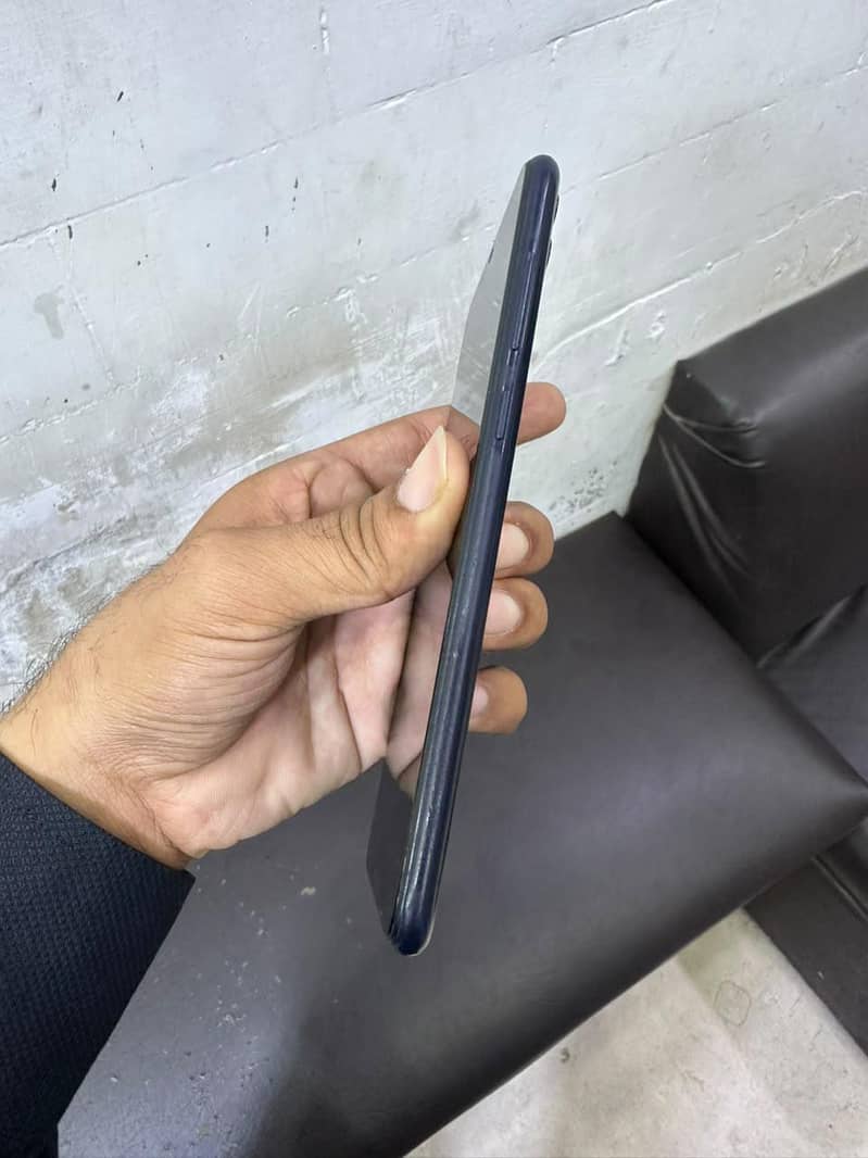 Honor 8C 2