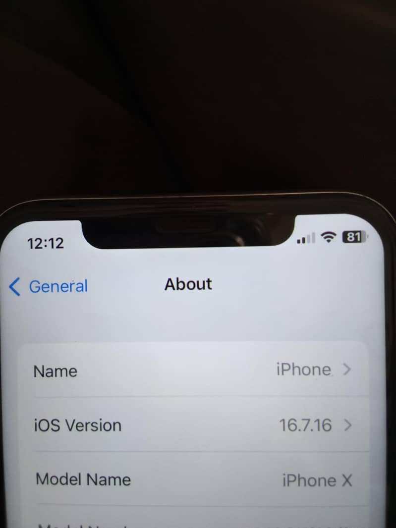 Apple iPhone X 4