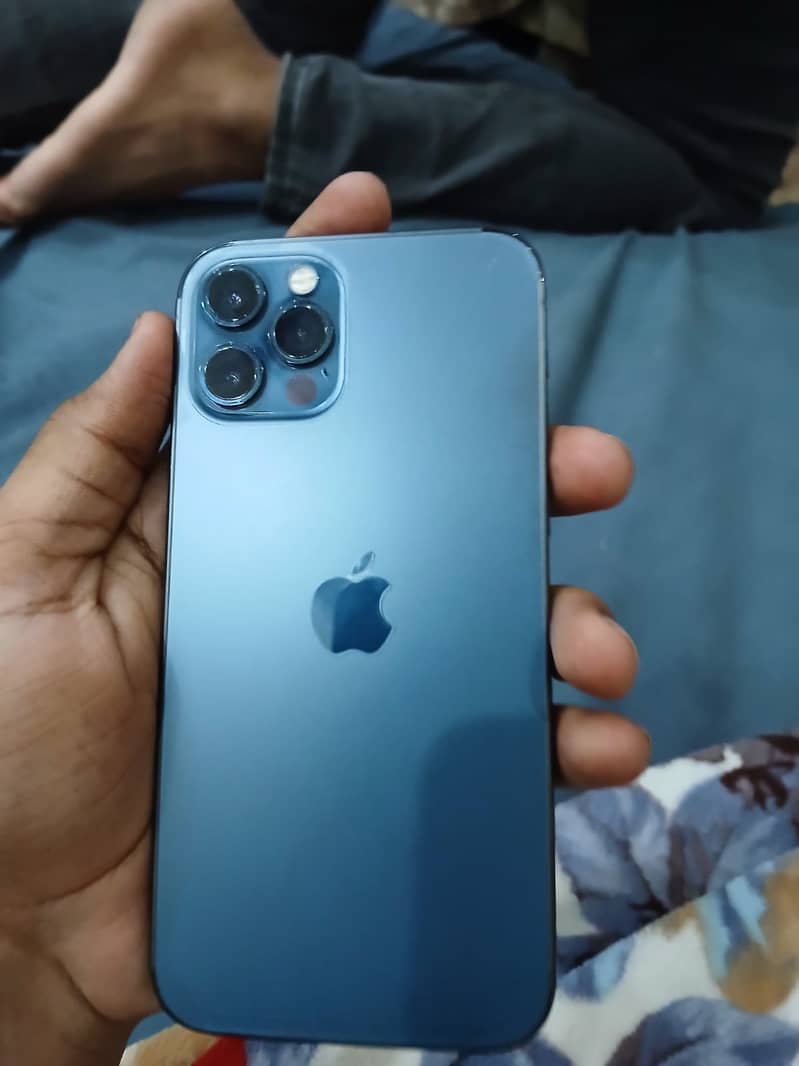 Apple iPhone 12 Pro 1