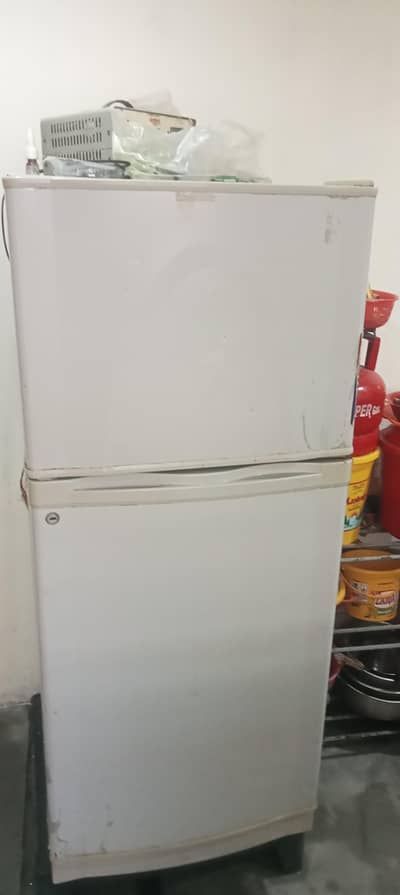 Dawalance frig medium size