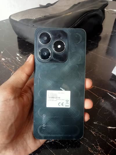 Realme C61