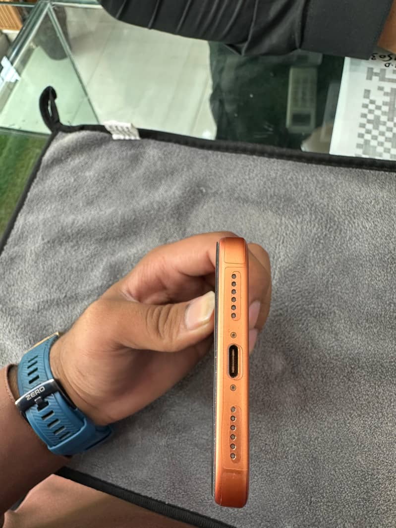Apple iPhone 17 Pro Max 2