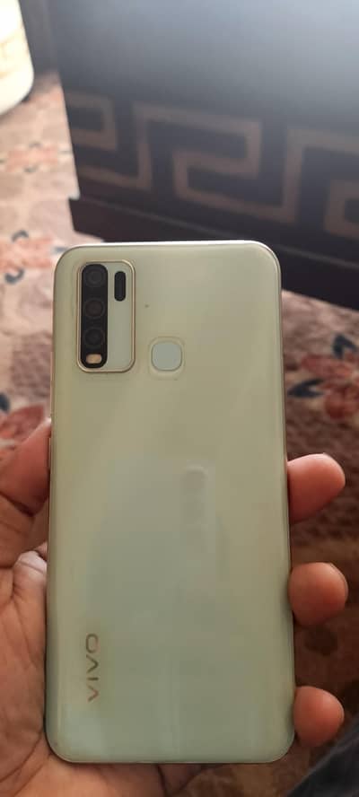 vivo y30