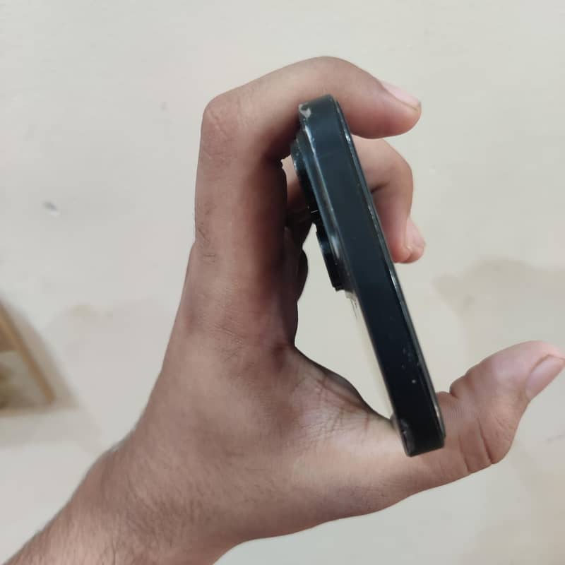 Apple iPhone 14 Pro Max 2