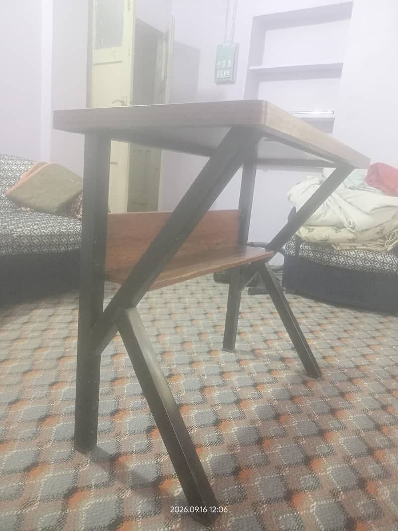 working/study table 0