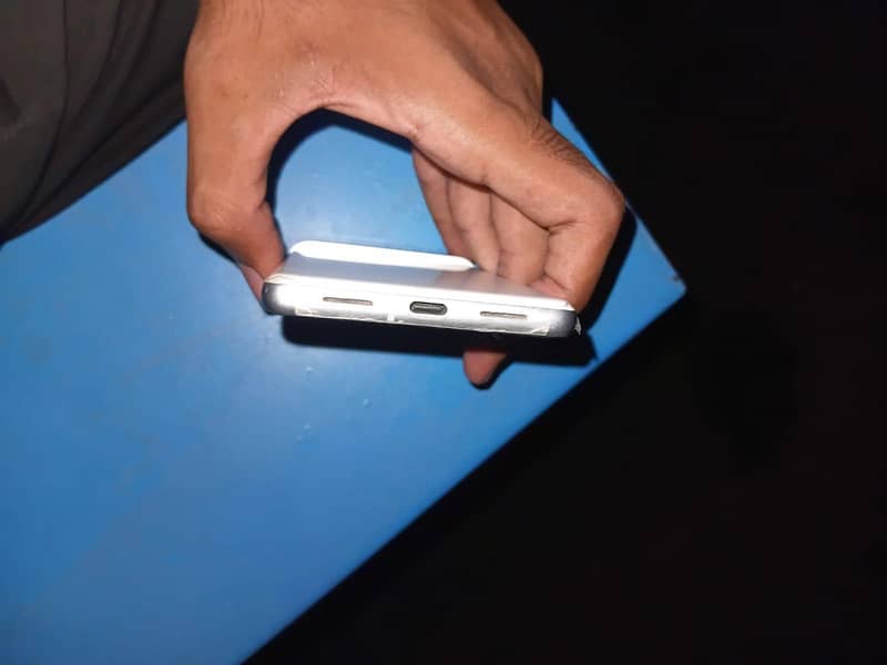 Google Pixel 7 5
