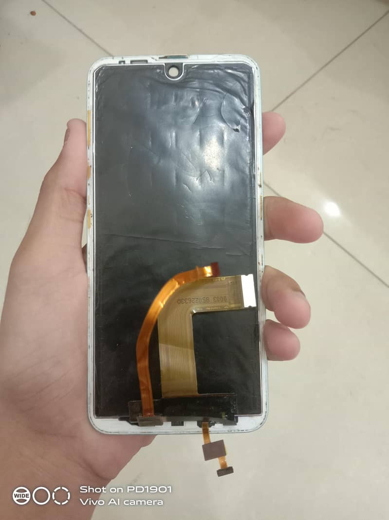 Sharp Aquos R2 1