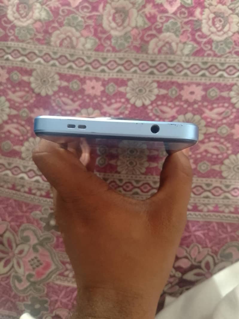 Redmi A3 4