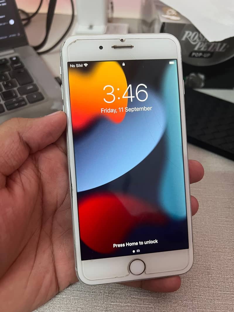 Apple iPhone 7 Plus 1