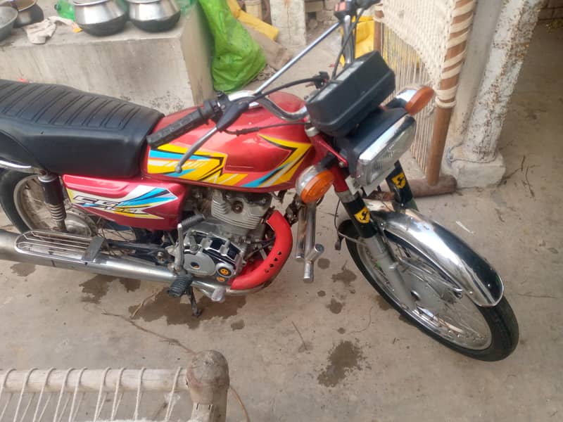 Honda one two five 7