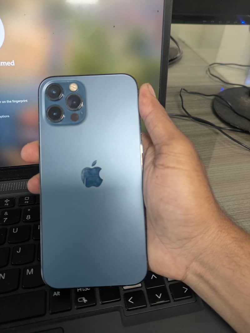 Apple iPhone 12 Pro 1