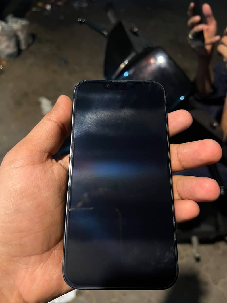 Apple iPhone 14 2
