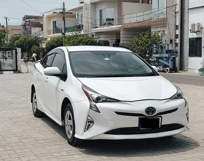 Toyota Prius 2016