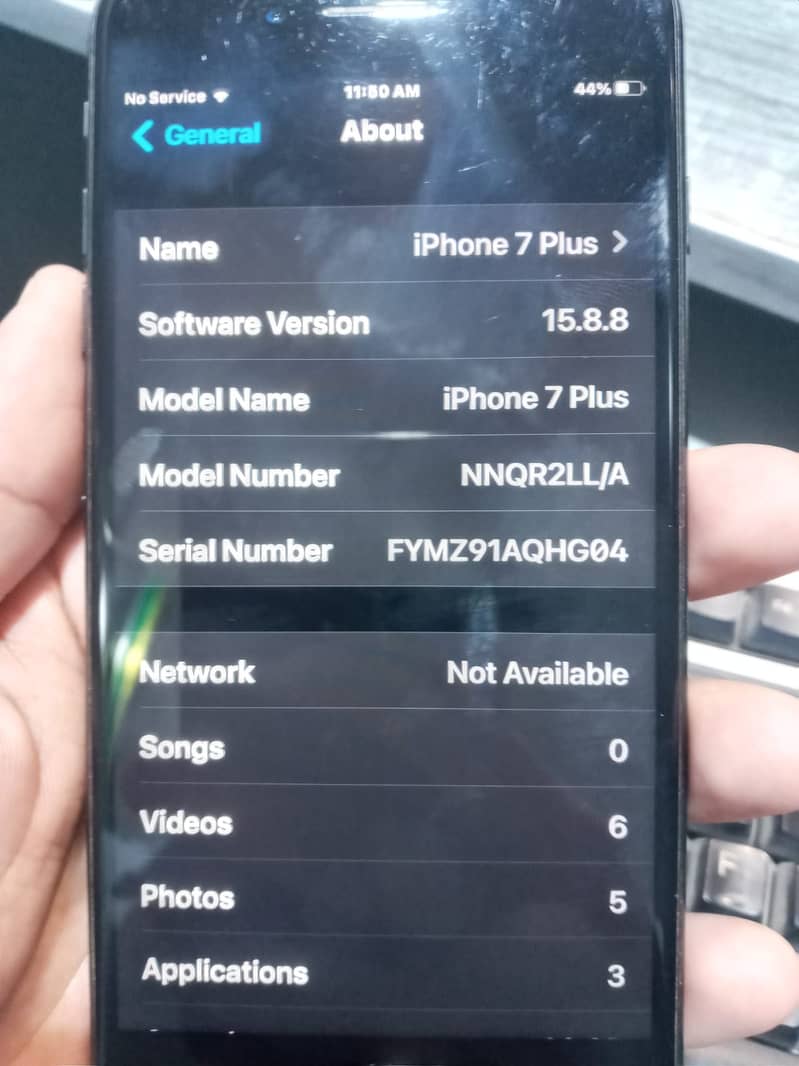 Apple iPhone 7 Plus 2