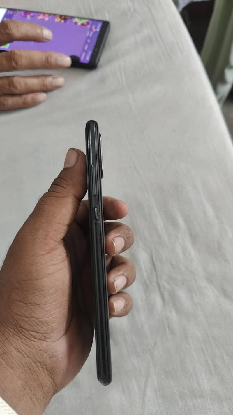 One Plus 10 Pro 4