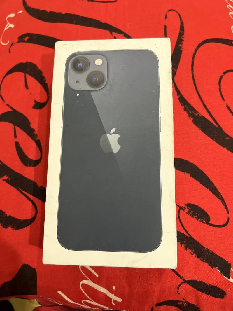 Apple iPhone 13 7
