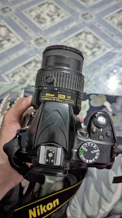 Nikon D 3300 (DSLR CAMERA)