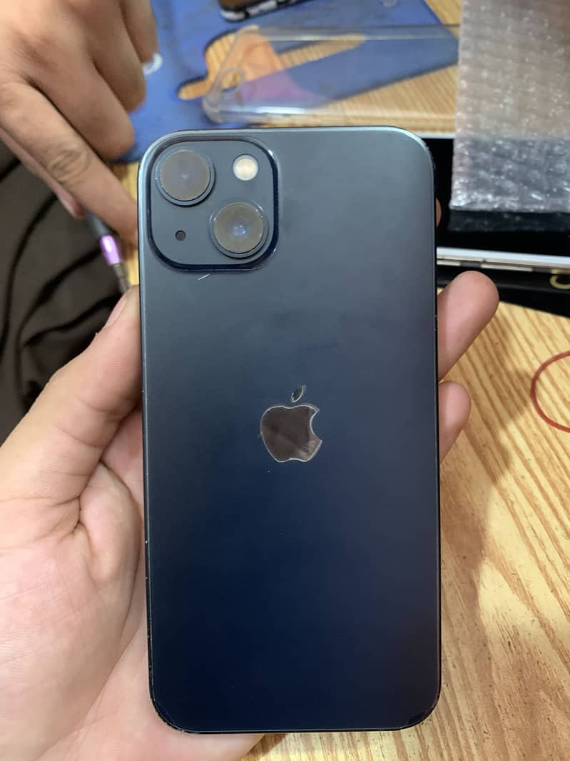 Apple iPhone 13 3