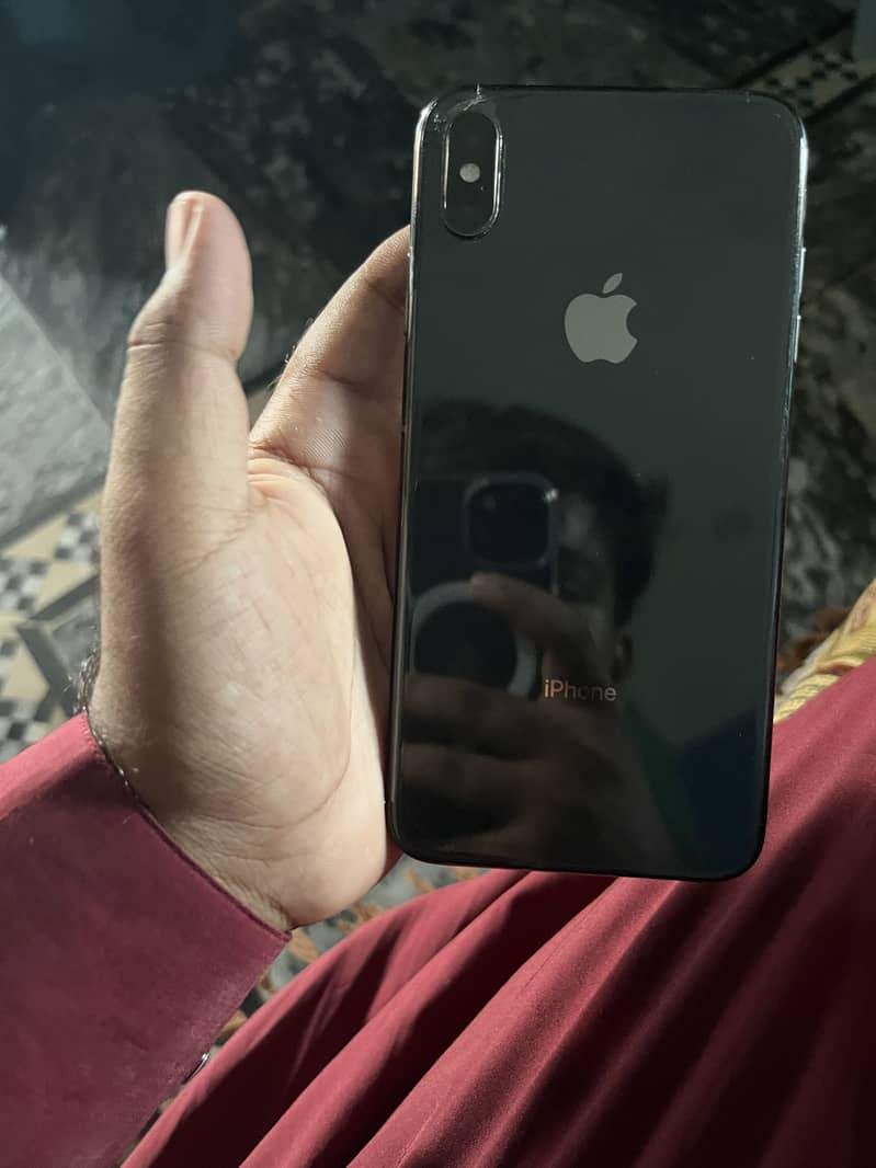 iPhone Xsmax 2