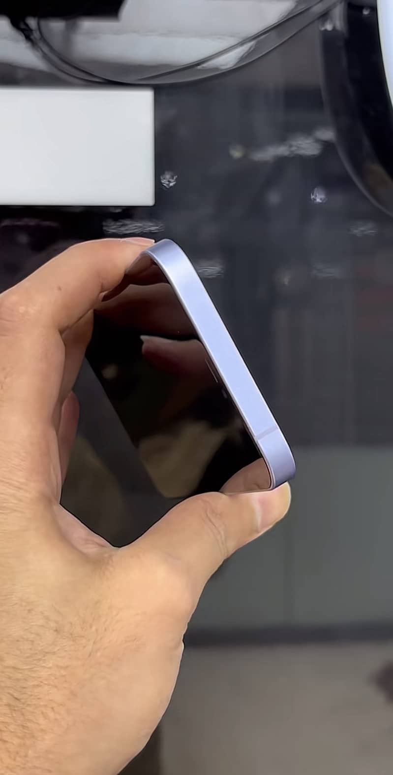 Apple iPhone 12 3