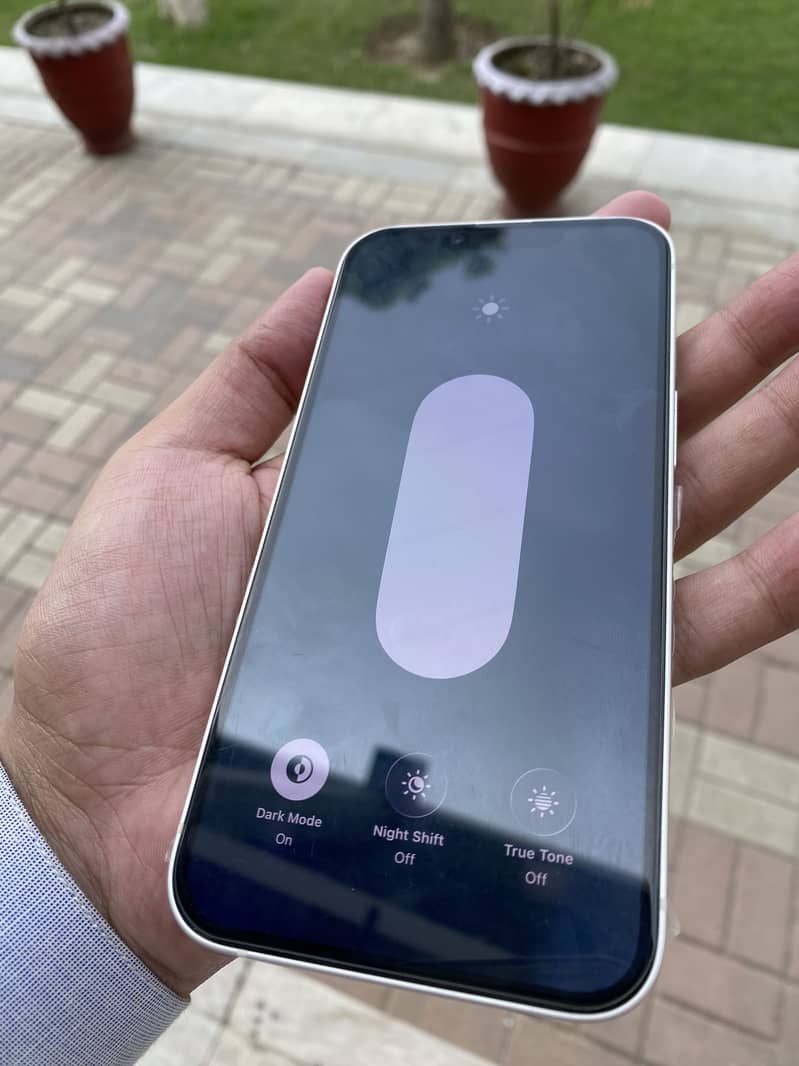 Apple iPhone 14 2