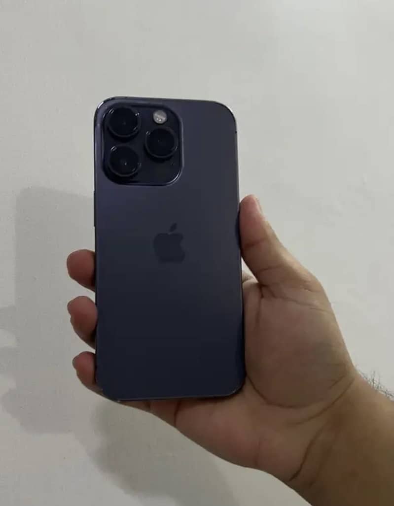 Apple iPhone 14 Pro 1
