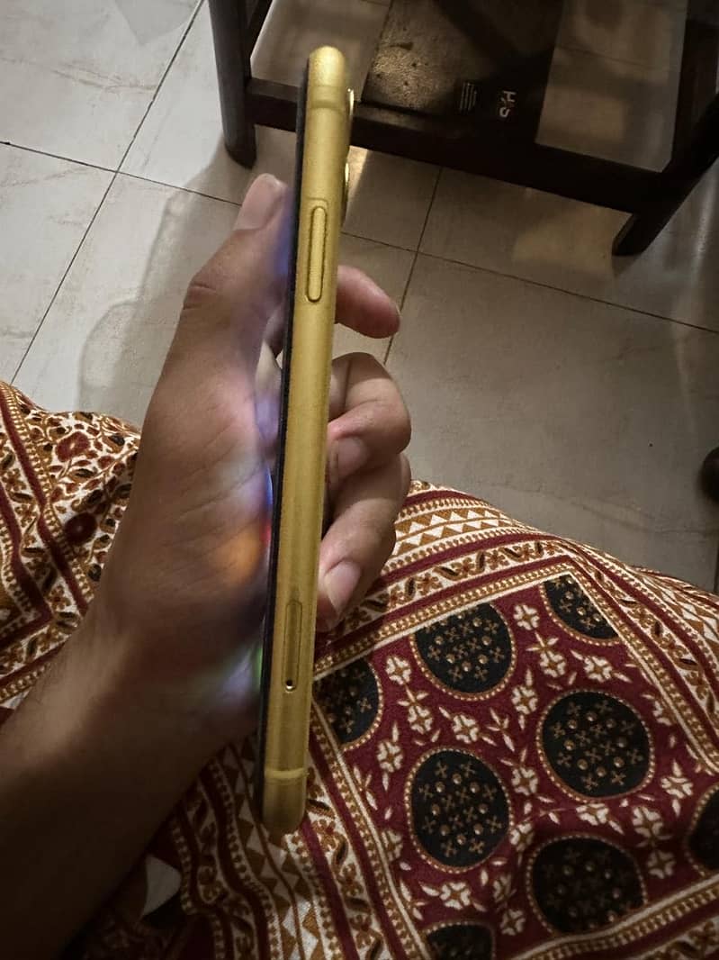 Apple iPhone 11 1