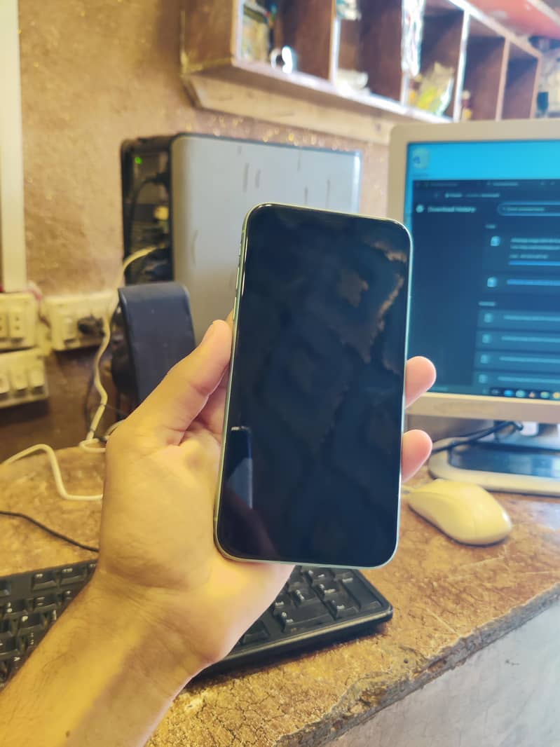 Apple iPhone 11 1