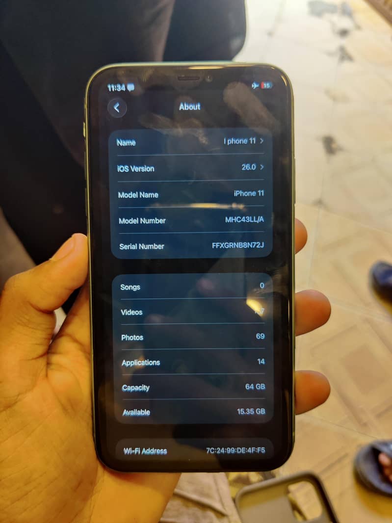 Apple iPhone 11 3