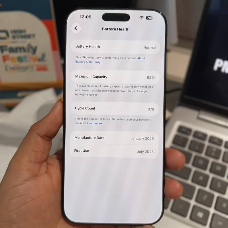 Apple iPhone 16 Pro Max 4