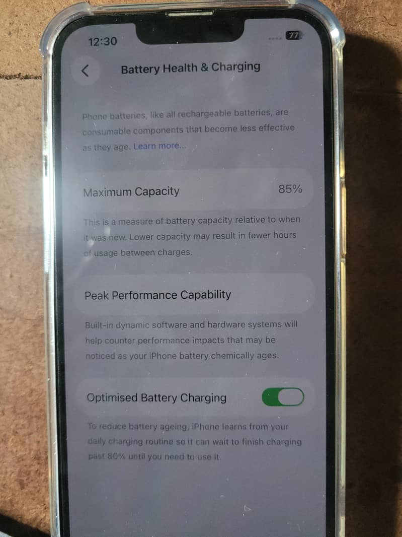 Apple iPhone 13 8