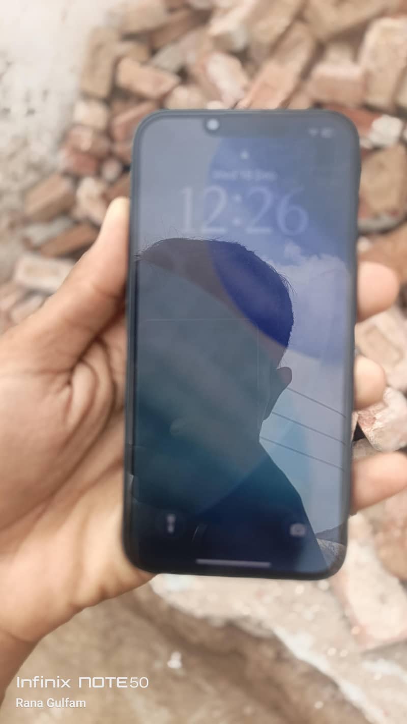 Apple iPhone 13 3