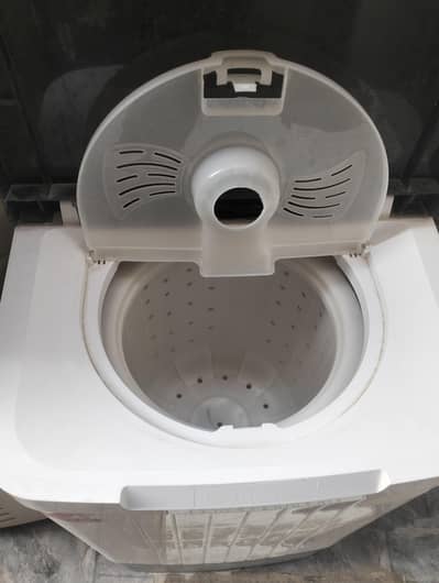 i want to sale my dryer machine in very good condition