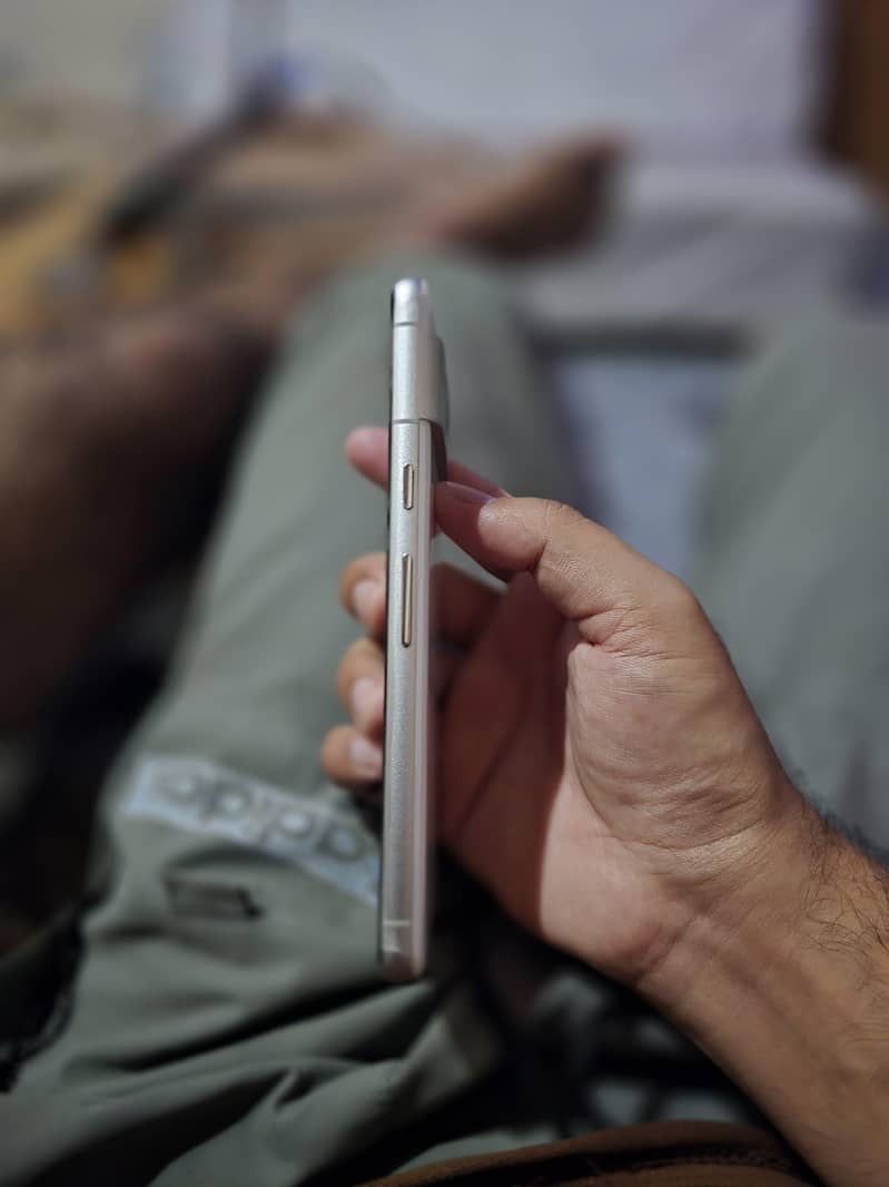 Google Pixel 7 3