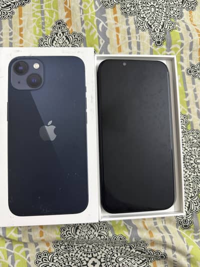 Apple iPhone 13