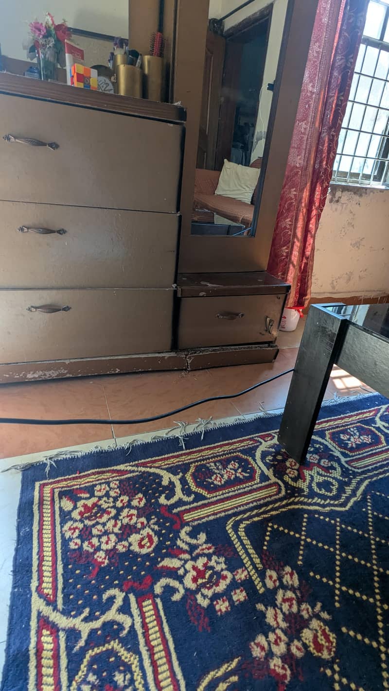 dressing table 7