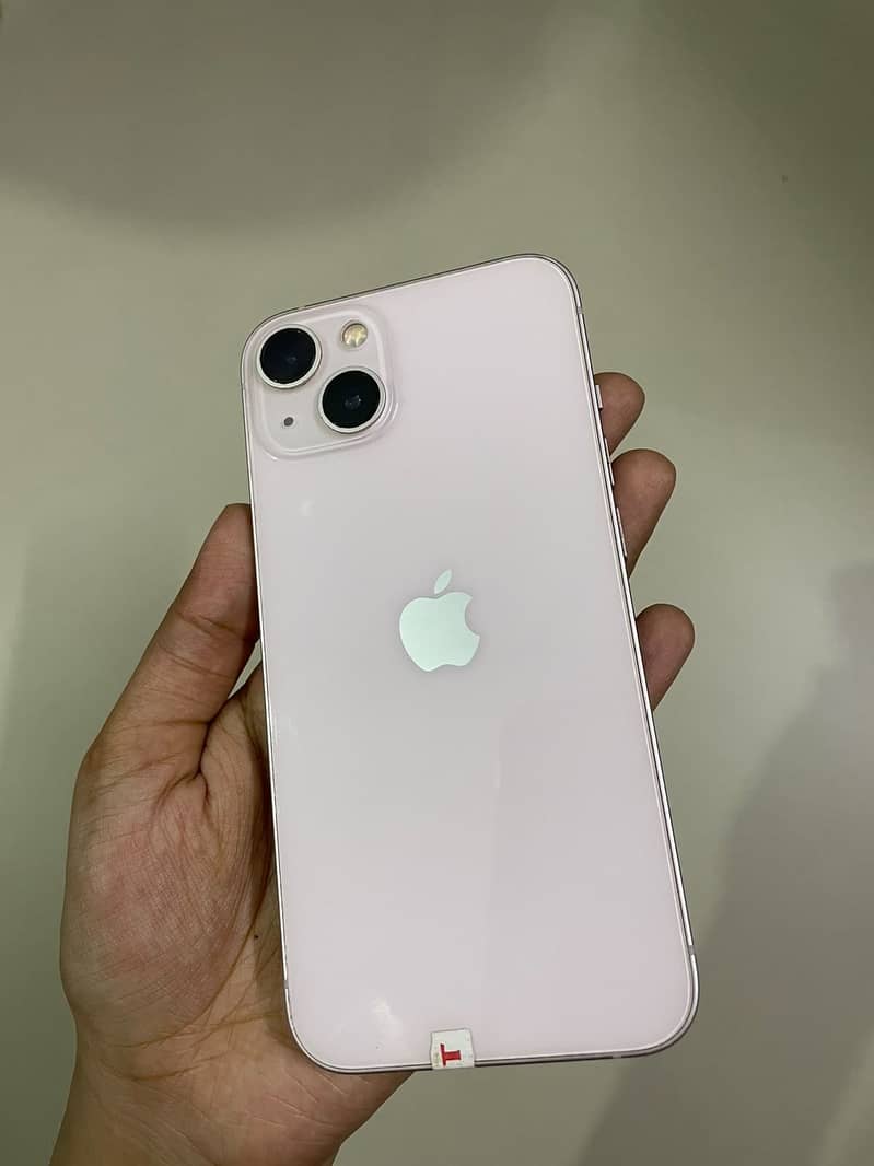 Apple iPhone 13 9