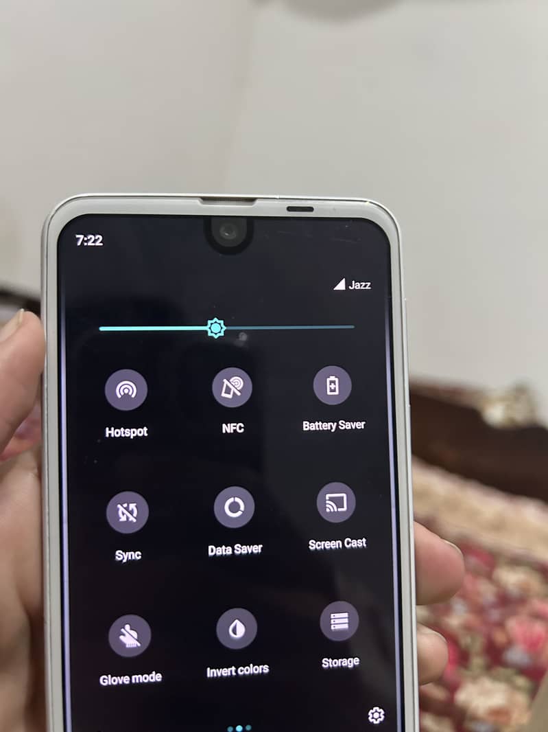 Sharp Aquos R2 2