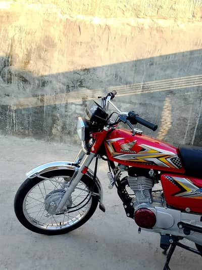 CG 125