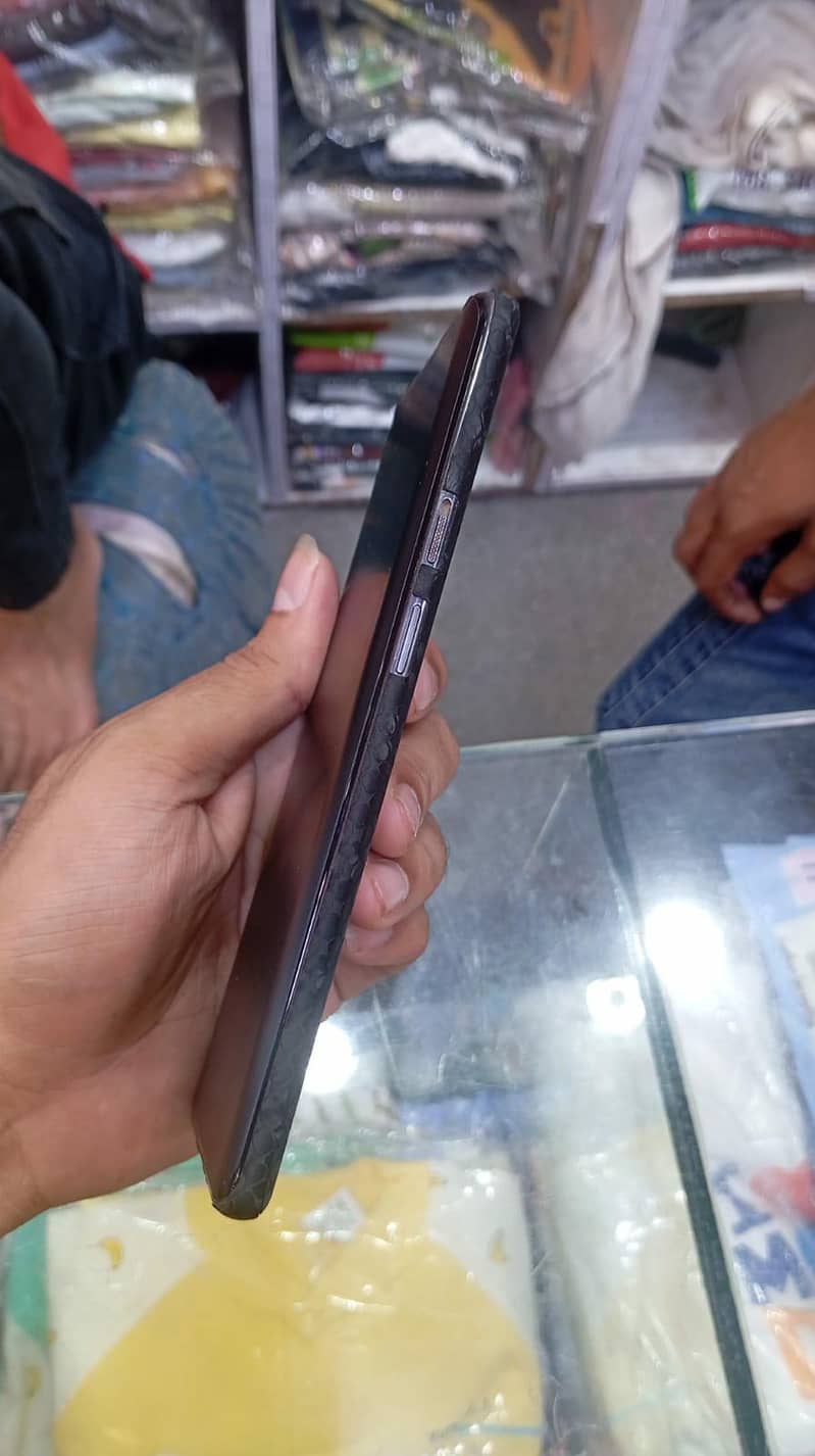 One Plus 7 Pro 6