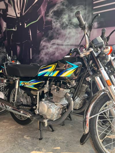 Honda CG 125 2025/26 Model | 2,400 KM | Excellent Condition