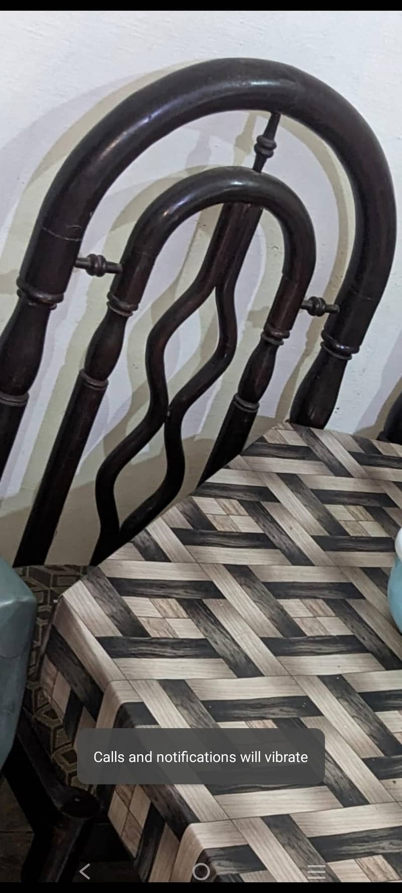 dining table  lush condition 0