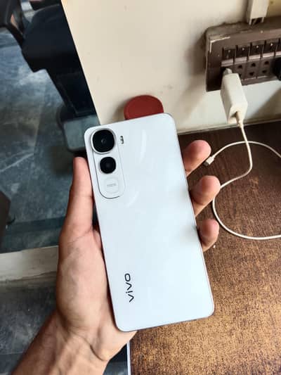 Vivo Y400