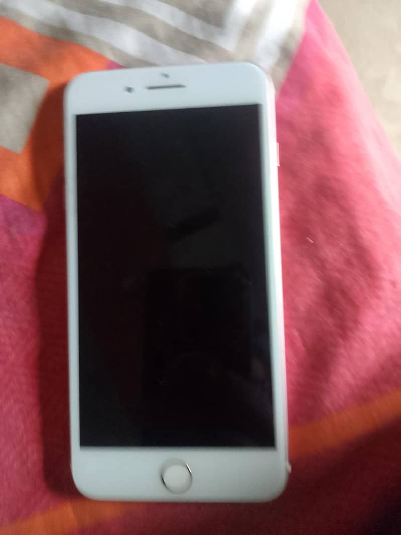 Apple iPhone 7 Plus 5