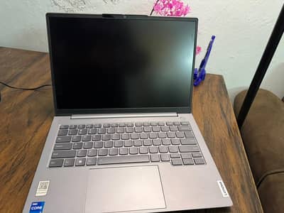 Lenovo Thinkbook 14 G6 IRL - Core i7 13th Gen Like new